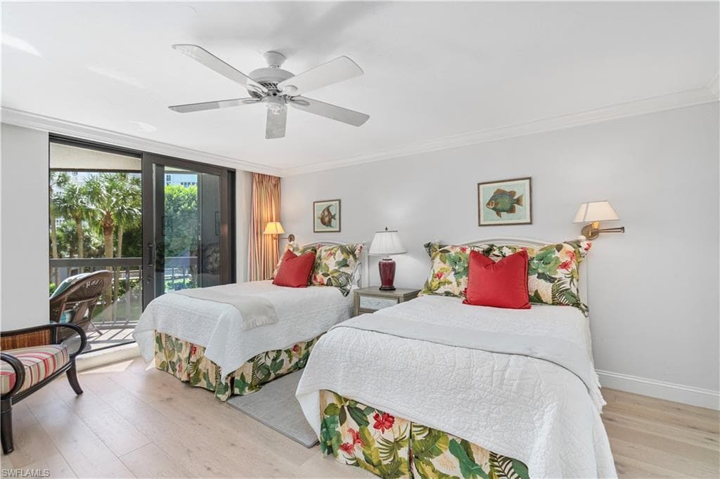 4551 Gulf Shore Blvd N 205, Naples, FL 34103-13