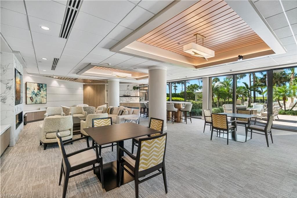 4551 Gulf Shore Blvd N 205, Naples, FL 34103-23