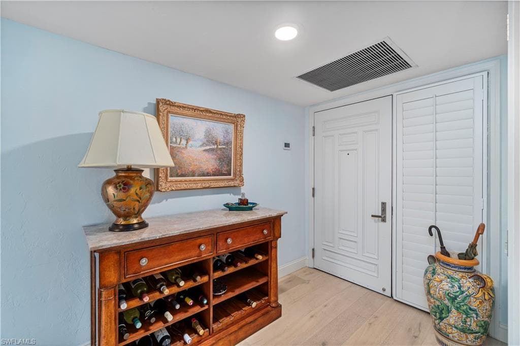 4551 Gulf Shore Blvd N 205, Naples, FL 34103-37