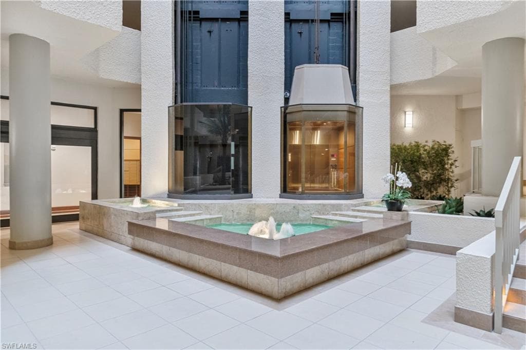 4551 Gulf Shore Blvd N 205, Naples, FL 34103-44