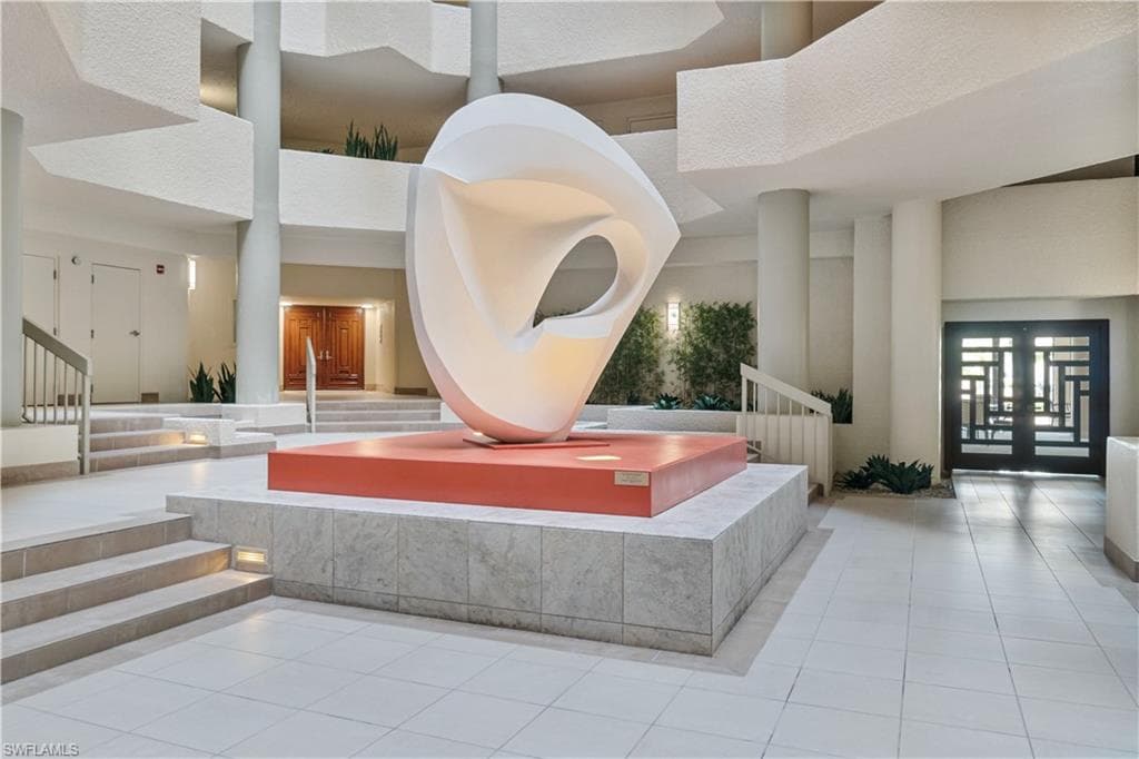 4551 Gulf Shore Blvd N 205, Naples, FL 34103-45