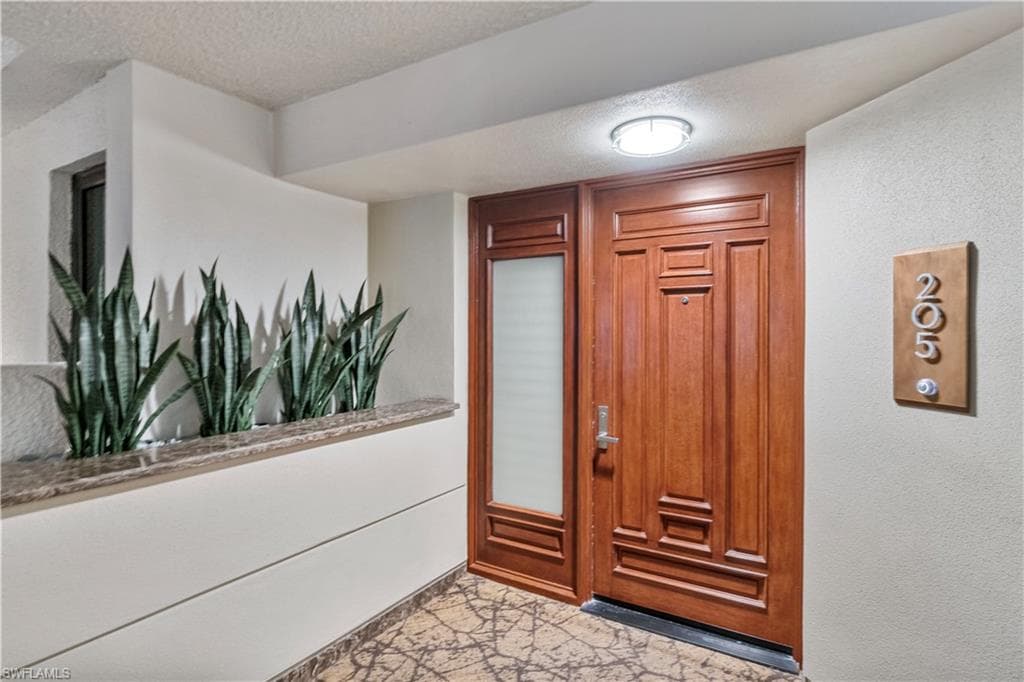 4551 Gulf Shore Blvd N 205, Naples, FL 34103-47