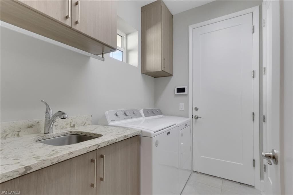 14134 Nautica Ct, Naples, FL 34114-18