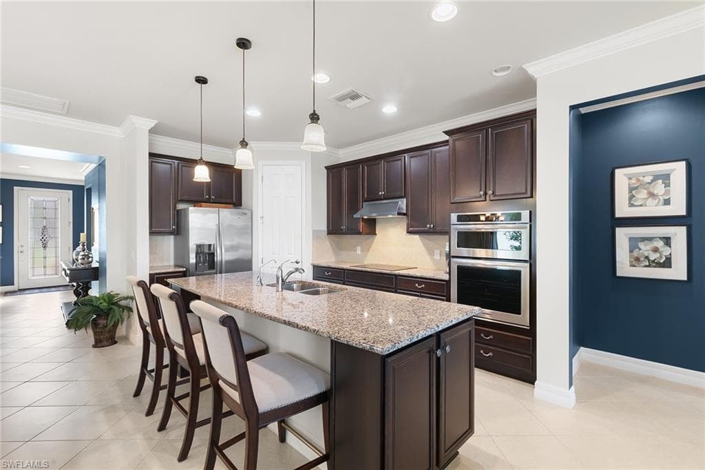 8407 Benelli Ct, Naples, FL 34114-13