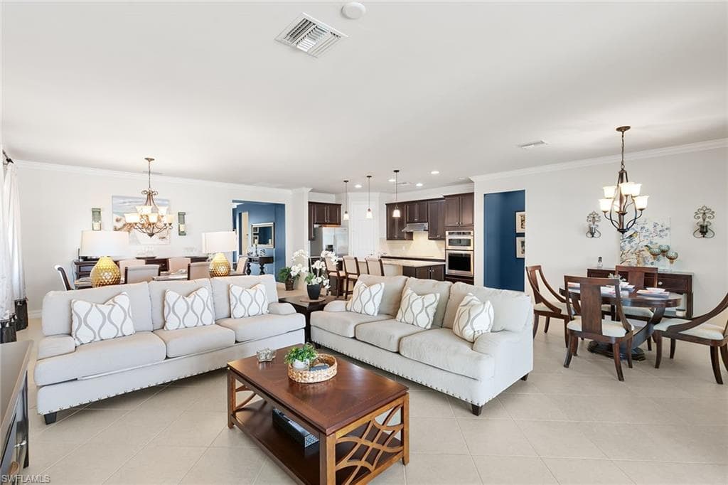 8407 Benelli Ct, Naples, FL 34114-4