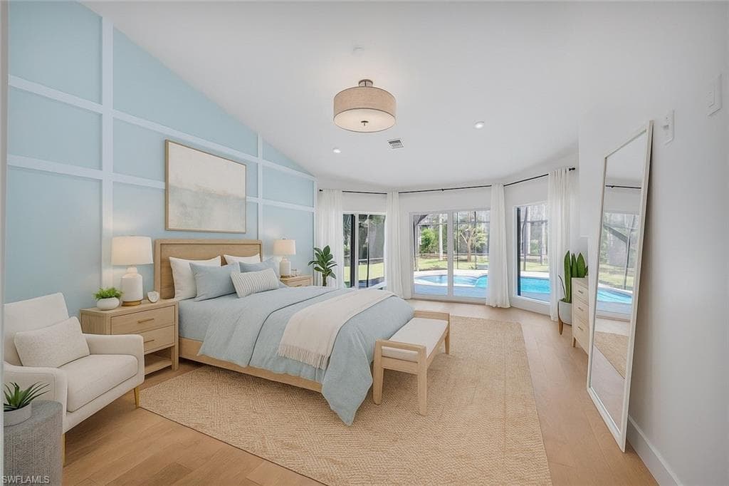 5253 Sycamore Dr, Naples, FL 34119-20