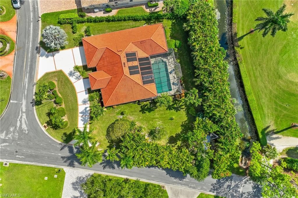 205 Muirfield Cir, Naples, FL 34113-2