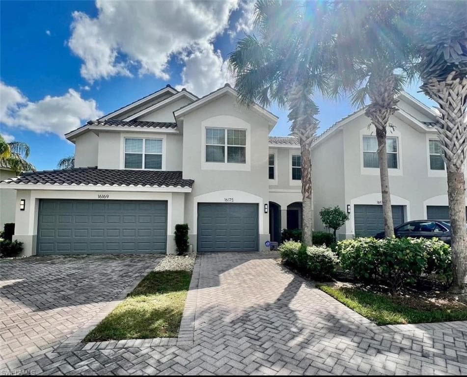 16175 Ravina Way 27, Naples, FL 34110-1