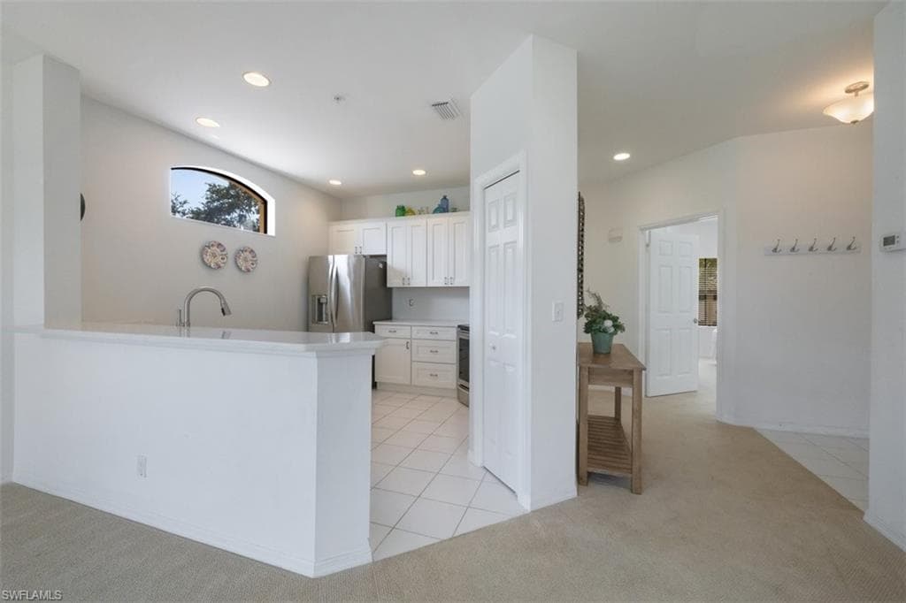 200 Vintage Cir D304, Naples, FL 34119-10