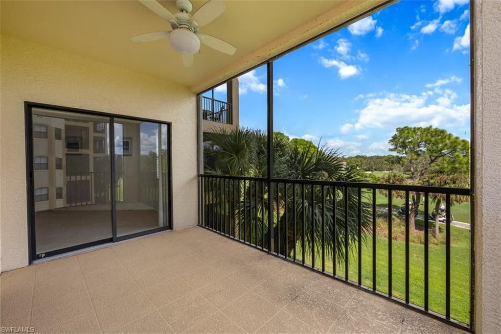 200 Vintage Cir D304, Naples, FL 34119-22