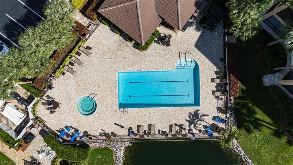 200 Vintage Cir D304, Naples, FL 34119-29