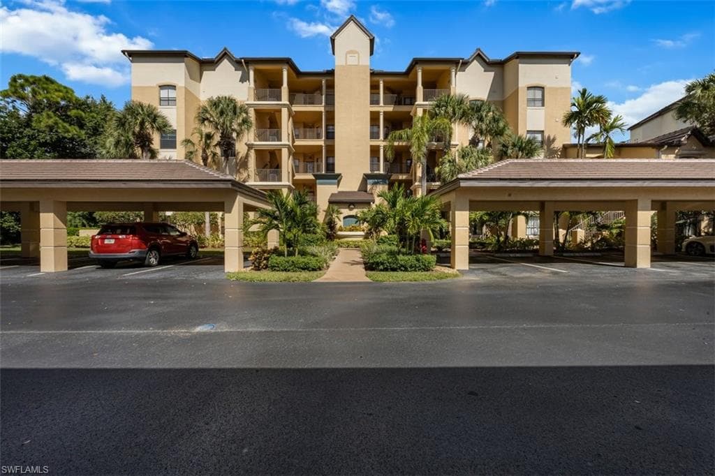 200 Vintage Cir D304, Naples, FL 34119-34