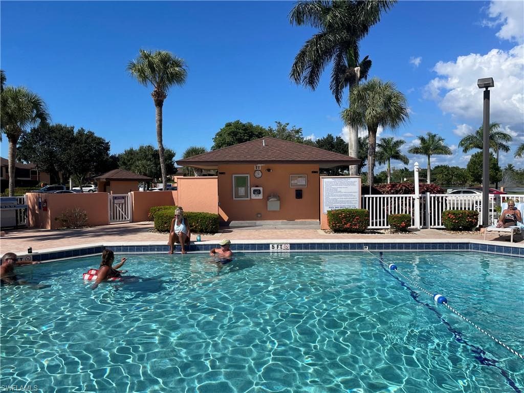 1536 Mainsail Dr 7, Naples, FL 34114-16