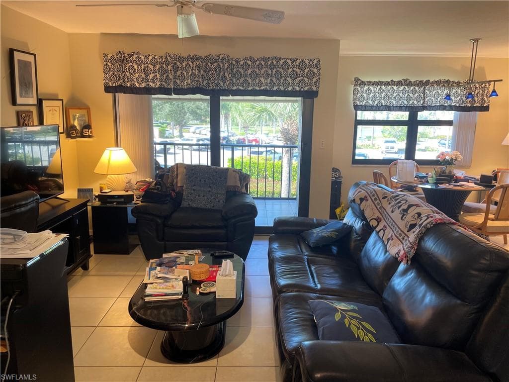 1536 Mainsail Dr 7, Naples, FL 34114-2