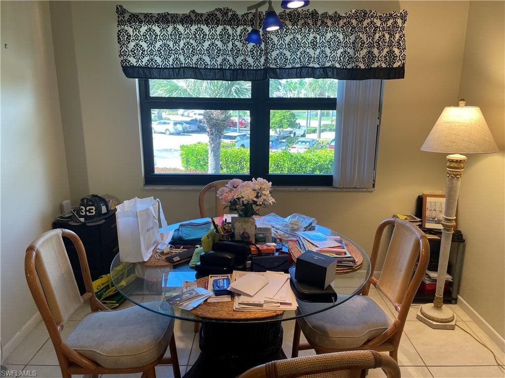 1536 Mainsail Dr 7, Naples, FL 34114-6