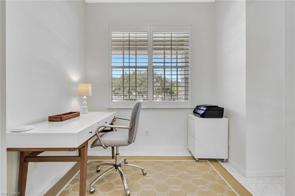 2300 Carrington Ct 203, Naples, FL 34109-23