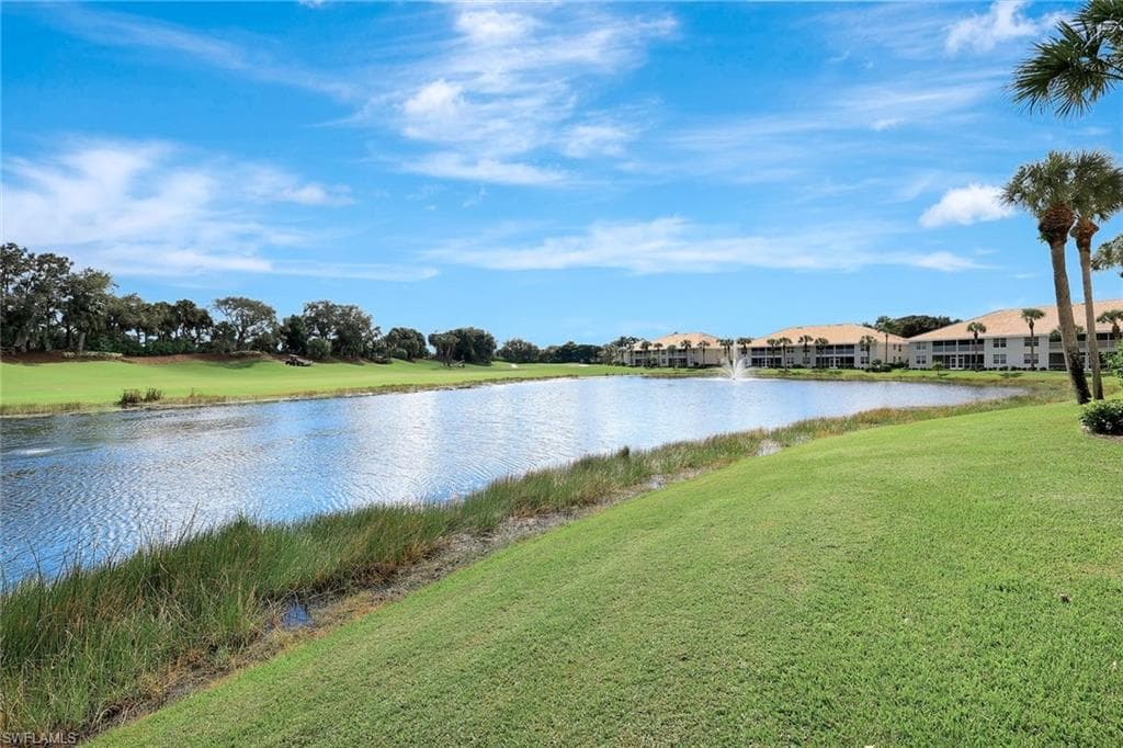 2300 Carrington Ct 203, Naples, FL 34109-30