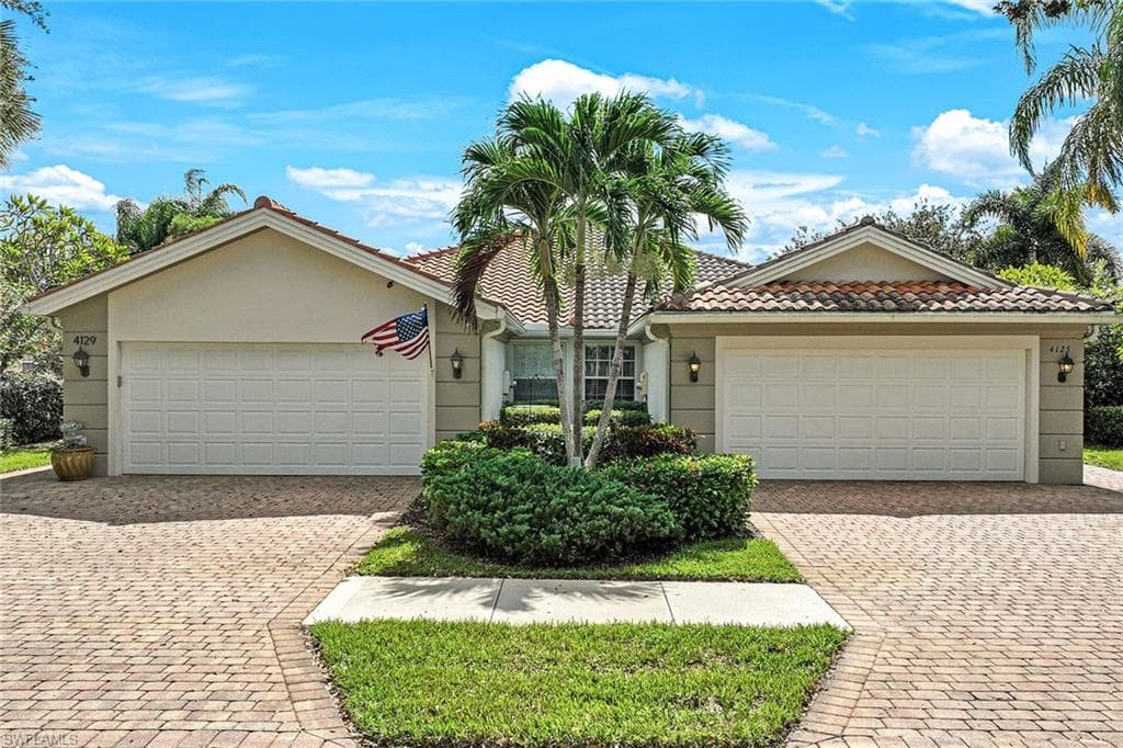 4125 Tabago Ln, Naples, FL 34119-25