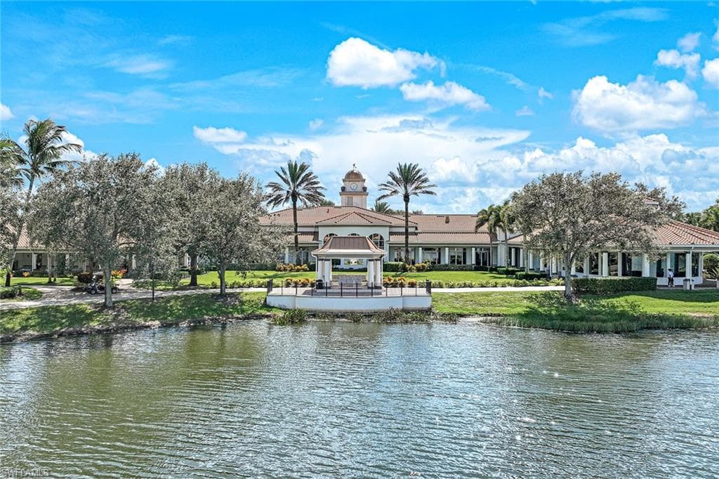 4125 Tabago Ln, Naples, FL 34119-33