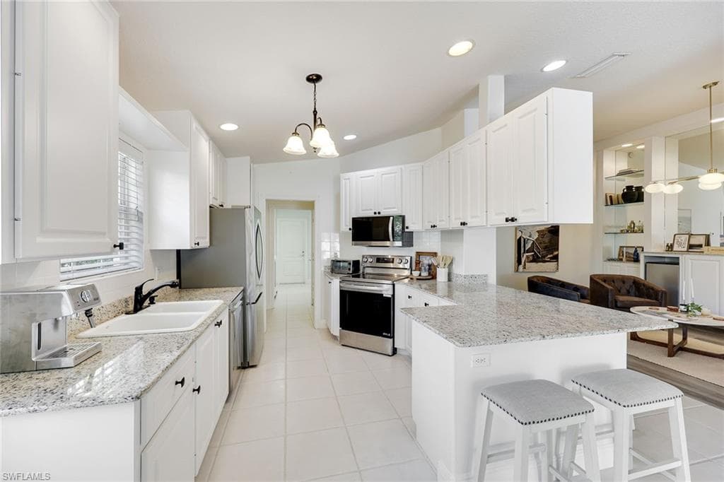 4125 Tabago Ln, Naples, FL 34119-7