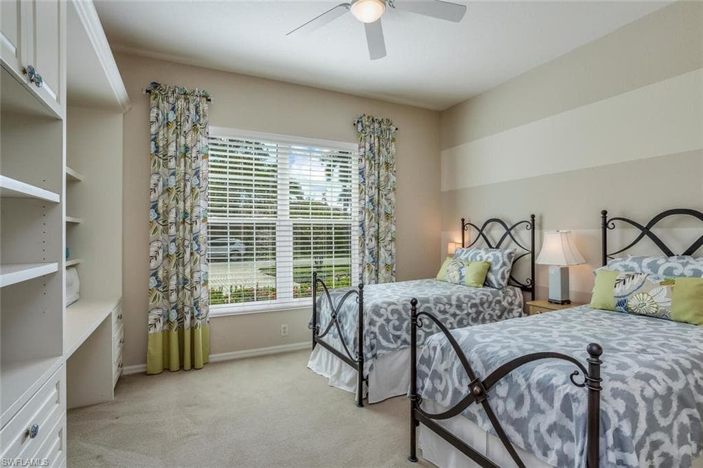 2839 Lone Pine Ln NW, Naples, FL 34119-15