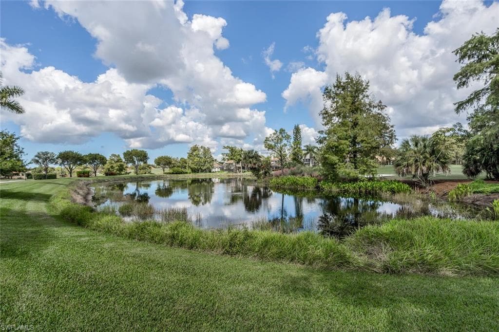 2839 Lone Pine Ln NW, Naples, FL 34119-31