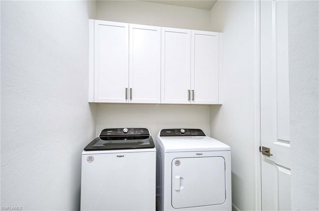 6984 Saona Ct, Naples, FL 34113-16