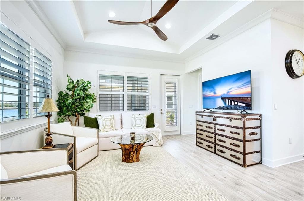 6984 Saona Ct, Naples, FL 34113-3