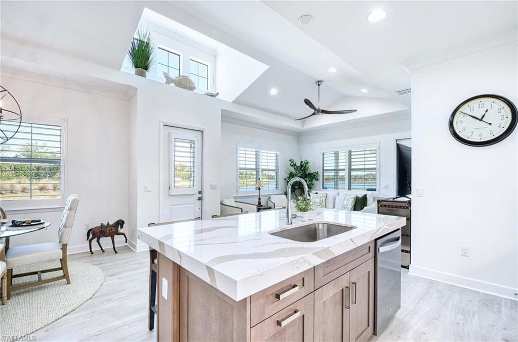 6984 Saona Ct, Naples, FL 34113-6