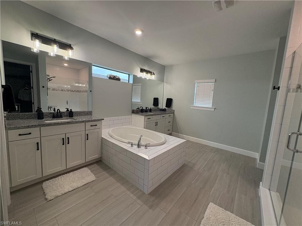 19287 Elston Way, Estero, FL 33928-17