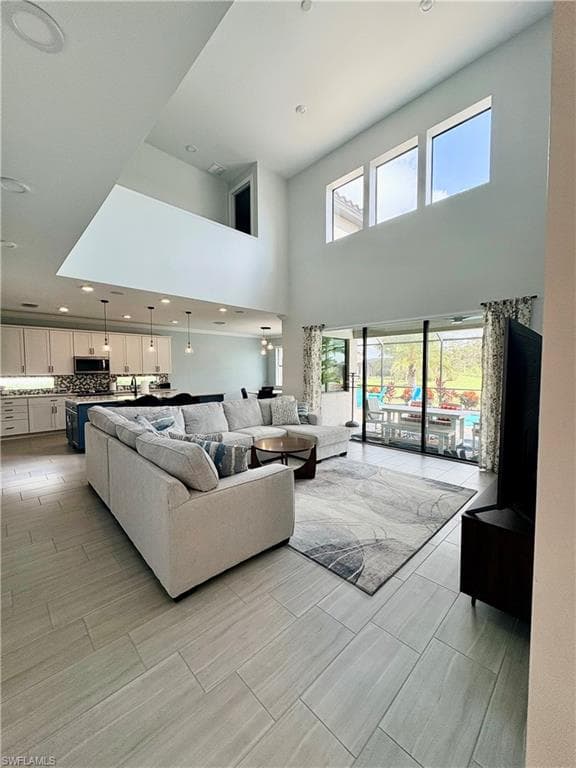 19287 Elston Way, Estero, FL 33928-7