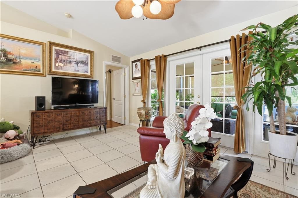 2207 28th St, Cape Coral, FL 33909-12