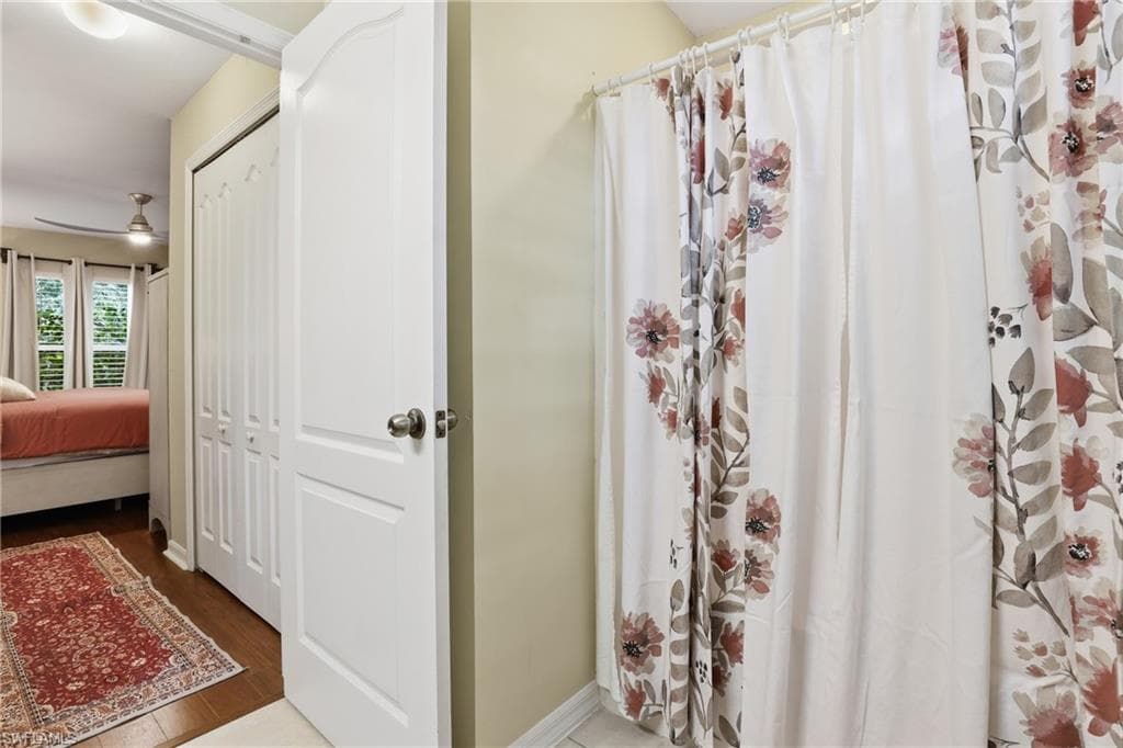 2207 28th St, Cape Coral, FL 33909-19