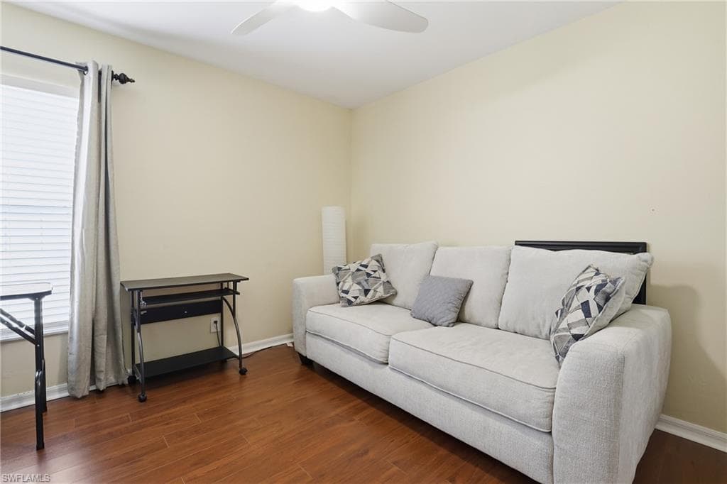 2207 28th St, Cape Coral, FL 33909-22