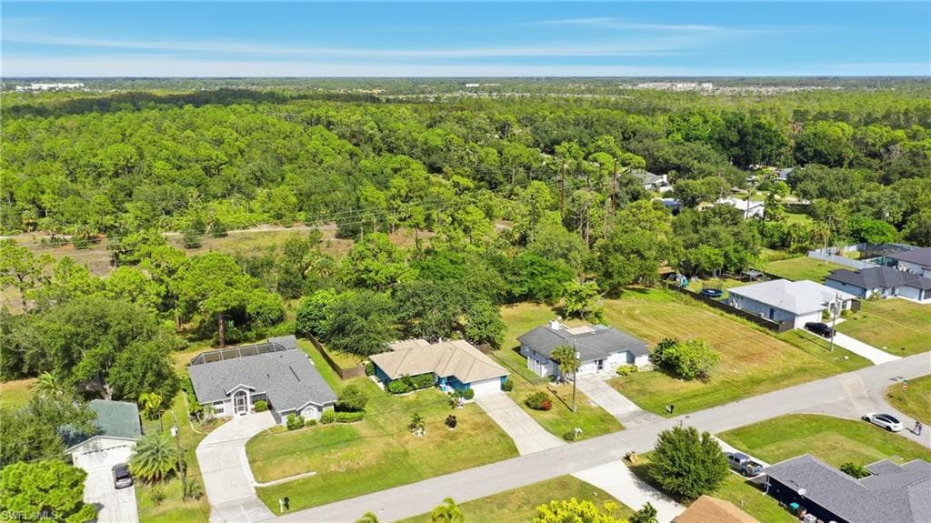 2207 28th St, Cape Coral, FL 33909-34