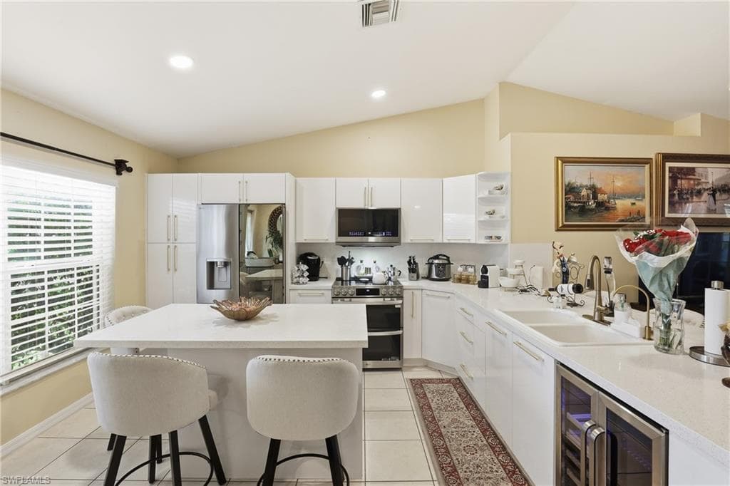 2207 28th St, Cape Coral, FL 33909-6