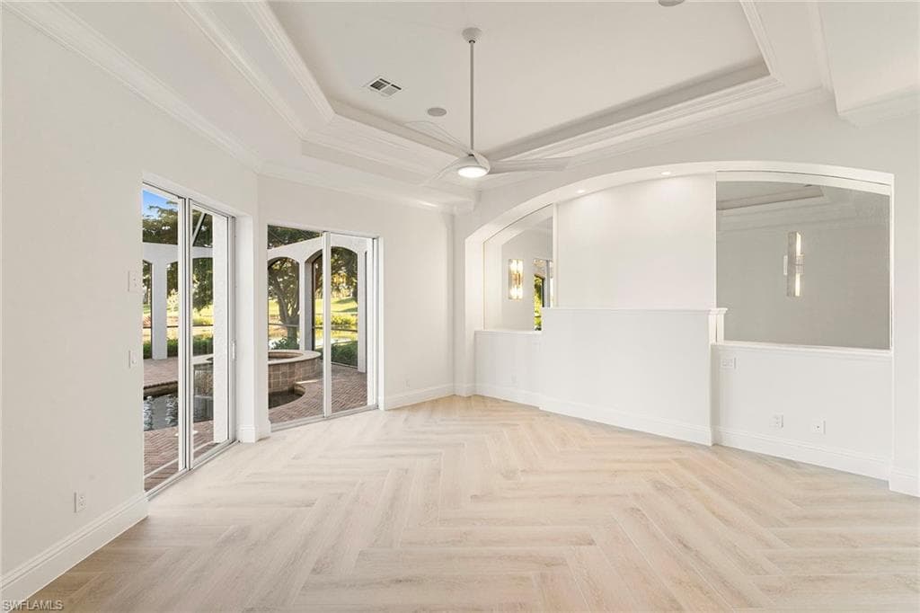 9410 Lakebend Preserve Ct, Estero, FL 34135-36