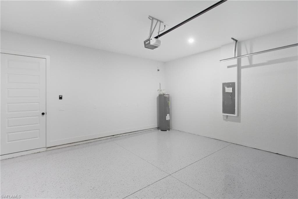 3810 17th St SW, Lehigh Acres, FL 33971-32