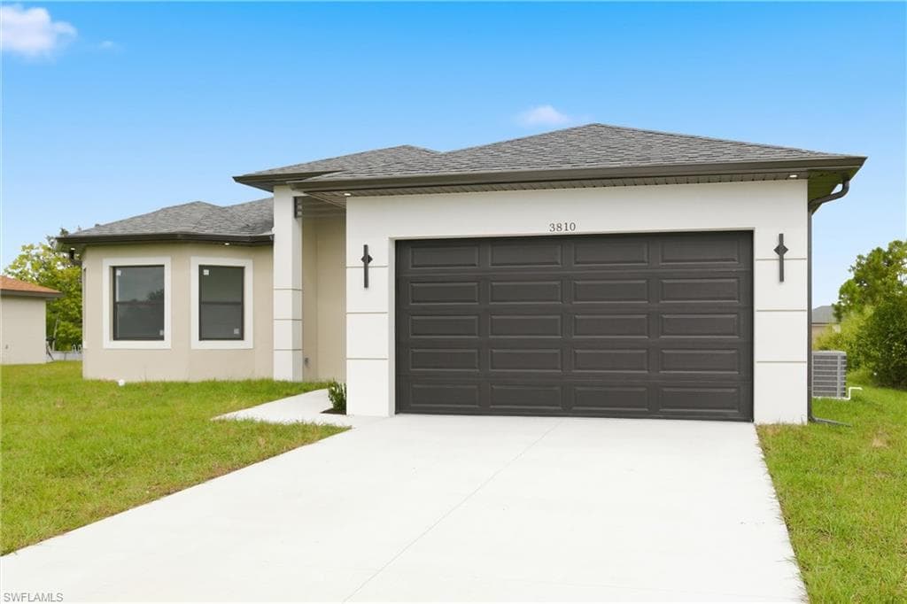 3810 17th St SW, Lehigh Acres, FL 33971-3