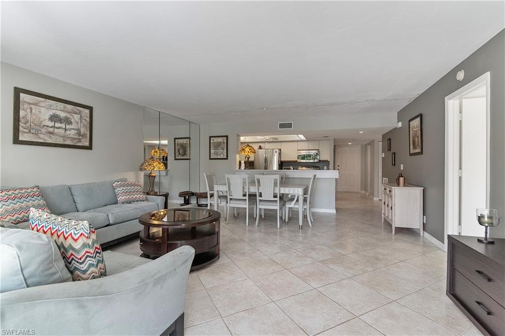 1001 Collier Blvd 202, Marco Island, FL 34145-7