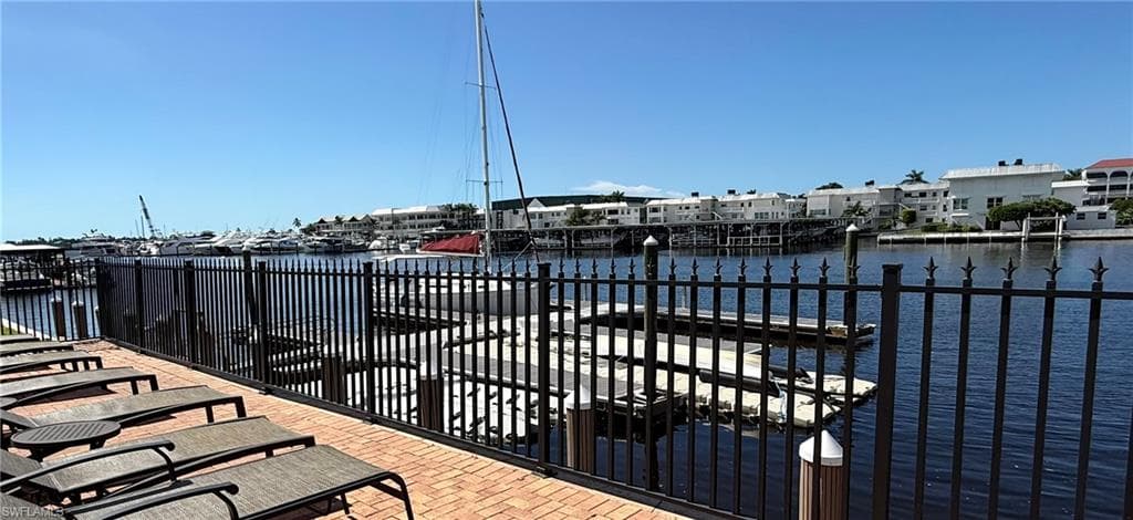 800 River Point Dr 534, Naples, FL 34102-32