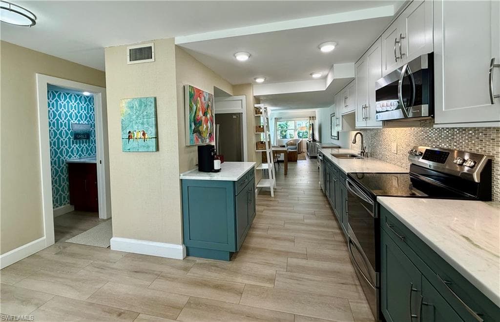 800 River Point Dr 534, Naples, FL 34102-5