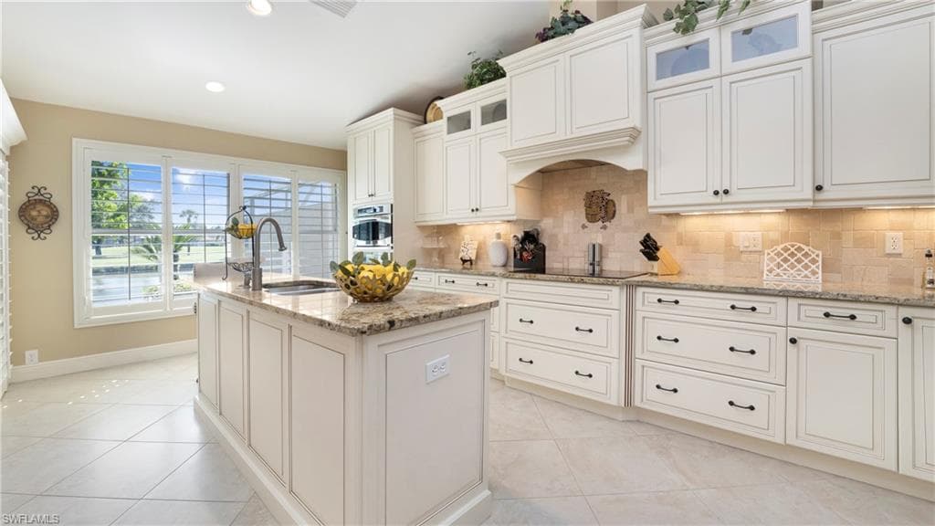 11638 Quail Village Way, Naples, FL 34119-13