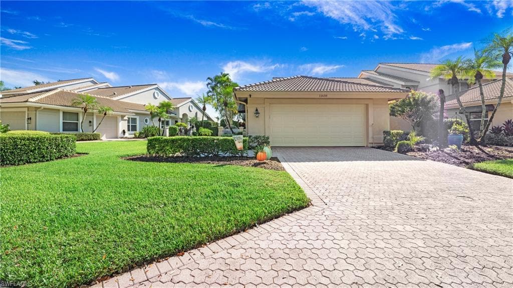 11638 Quail Village Way, Naples, FL 34119-3