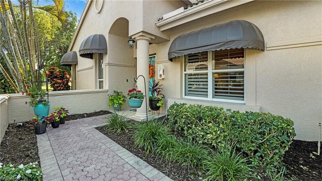 11638 Quail Village Way, Naples, FL 34119-5
