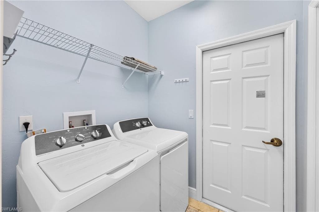 13541 Southampton Dr, Bonita Springs, FL 34135-31