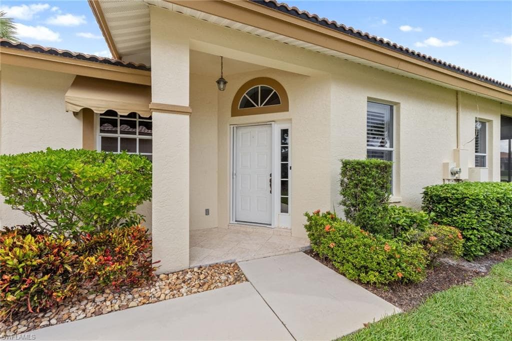 13541 Southampton Dr, Bonita Springs, FL 34135-42
