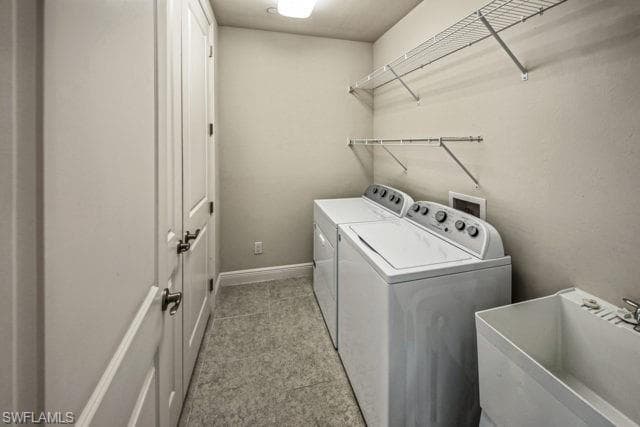 8886 Saint Lucia Dr 101, Naples, FL 34114-19