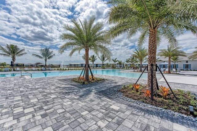 8886 Saint Lucia Dr 101, Naples, FL 34114-30