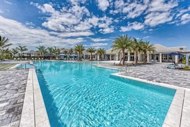 8886 Saint Lucia Dr 101, Naples, FL 34114-31